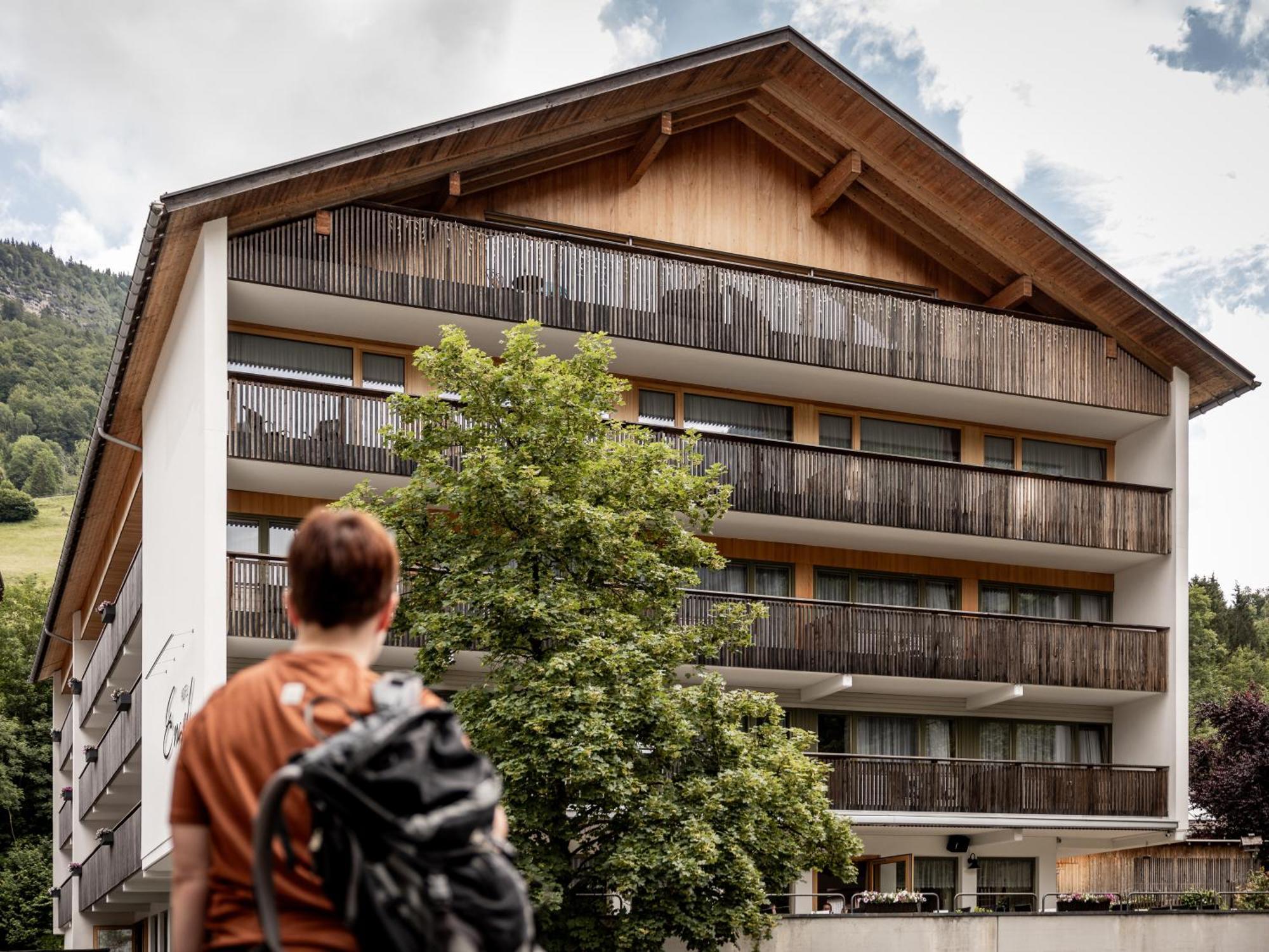 Hotel Engel Mellau Bagian luar foto