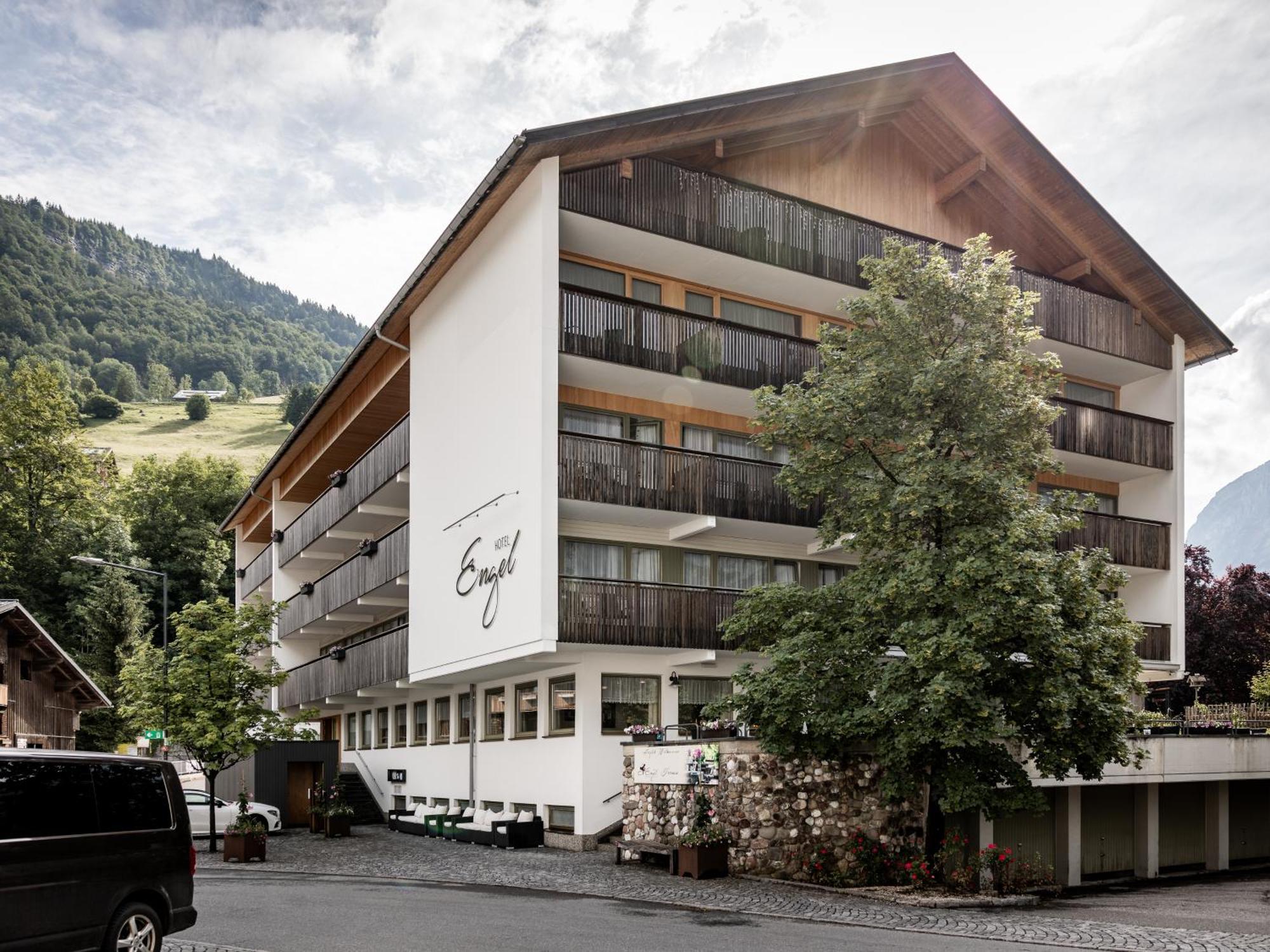 Hotel Engel Mellau Bagian luar foto